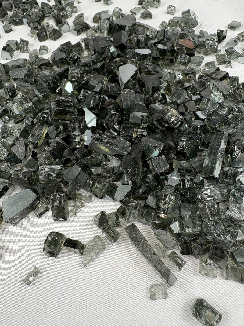 Fire Glass 1kg bag - Black 1/4" - Harry & Wilma