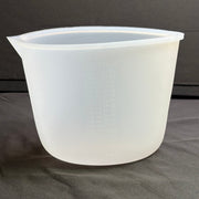 Silicone 1 litre Silicone Measuring Cup - Harry & Wilma