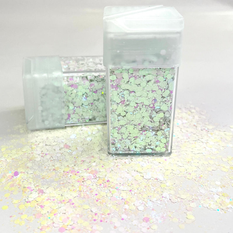 Chunky Glitter 42g Iridescent White Snow - Harry & Wilma