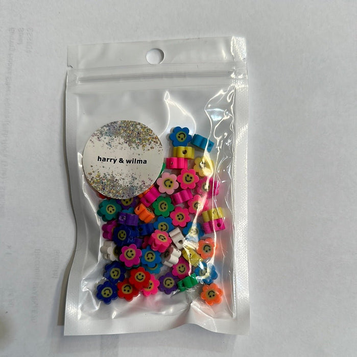 Clay Beads 50pc - SMILEY FLOWERS - Harry & Wilma