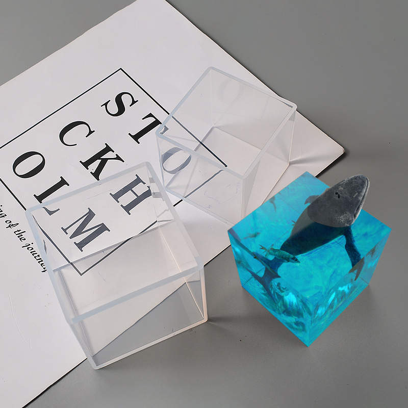 Silicone Mould - Cube 10cm x 10cm - Harry & Wilma